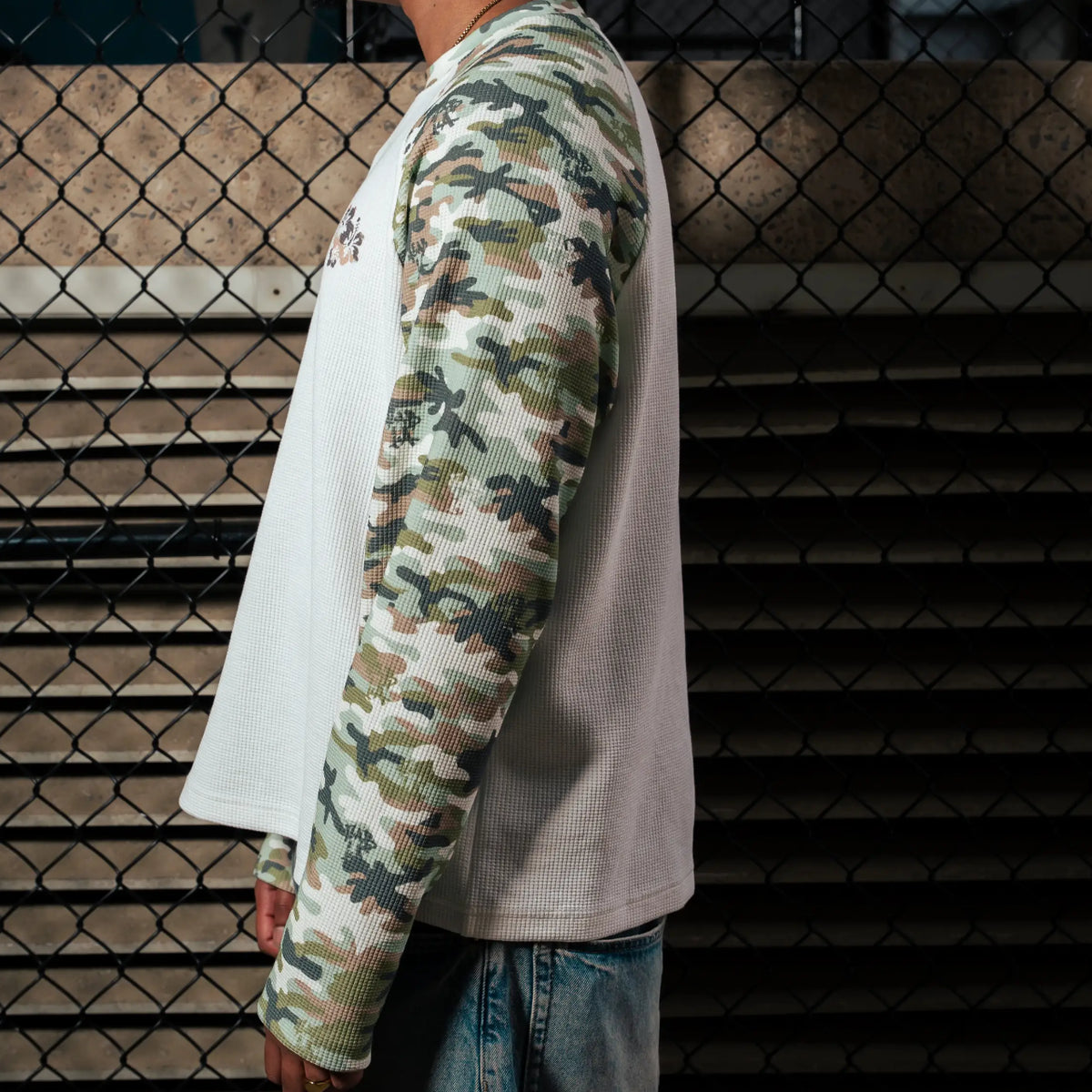 CAMO RAGLAN WAFFLE LS