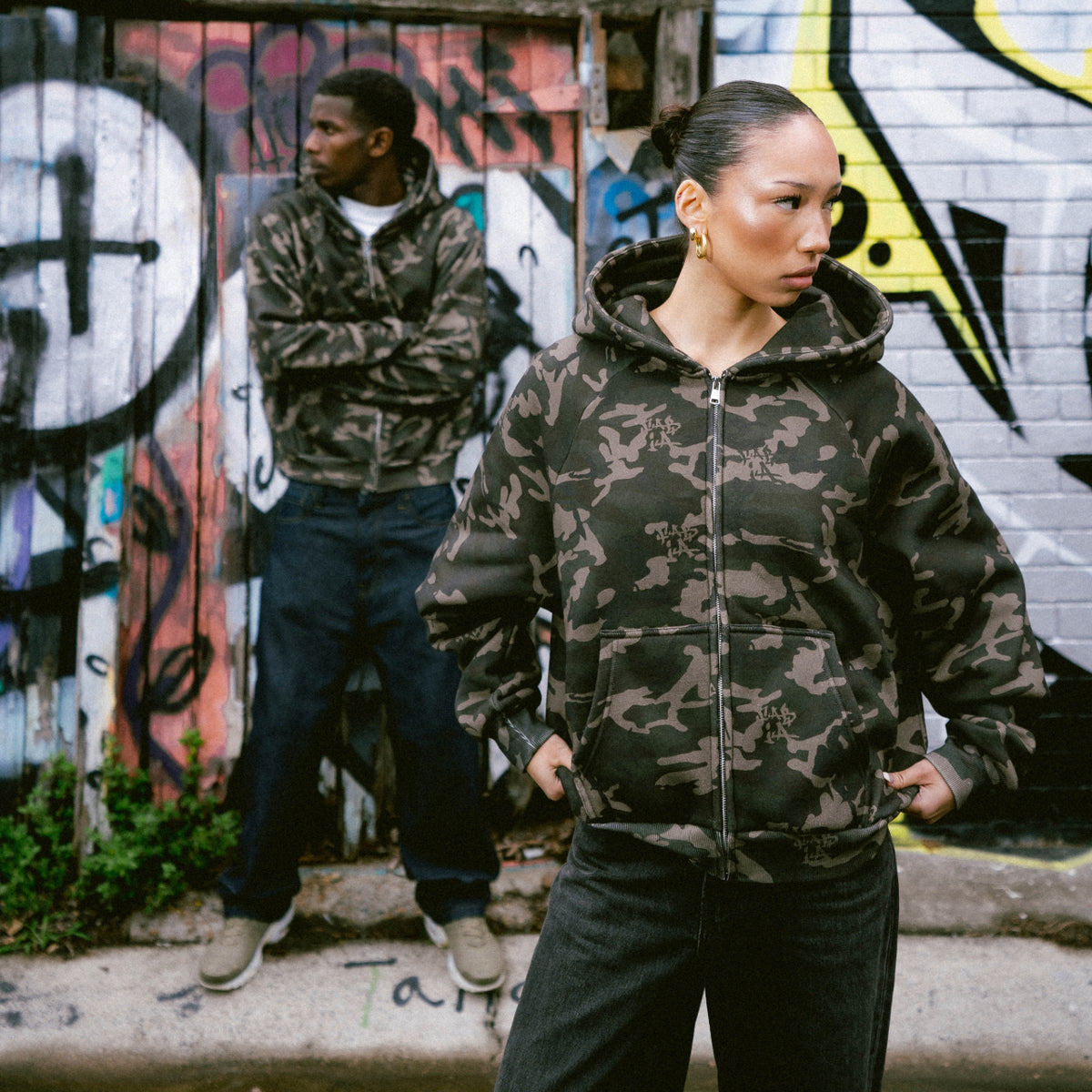 CAMO ZIP UP HOOD