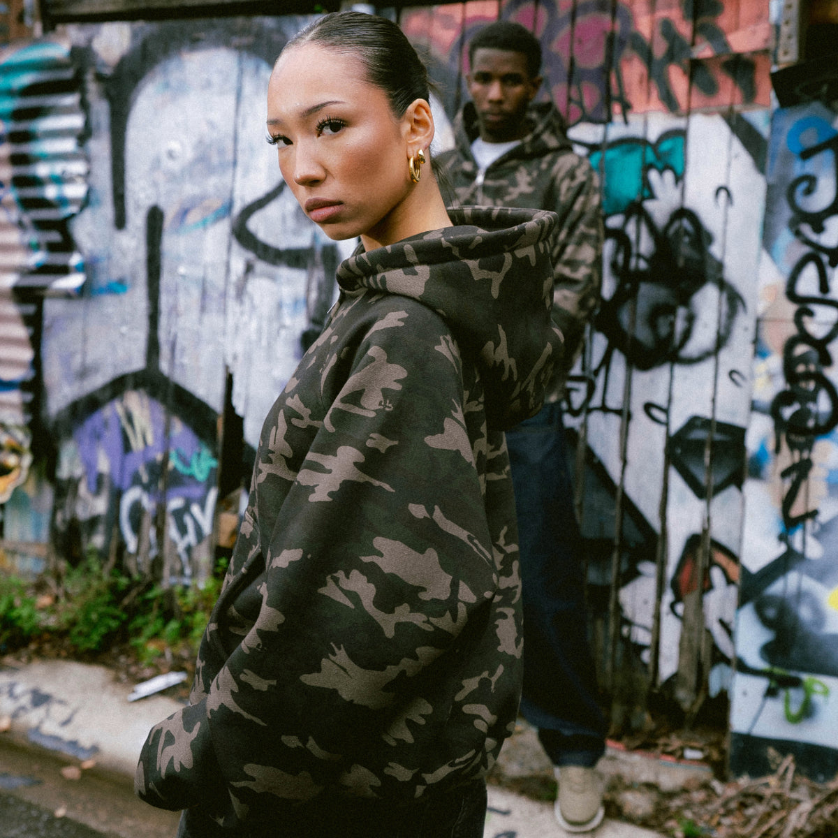 CAMO ZIP UP HOOD