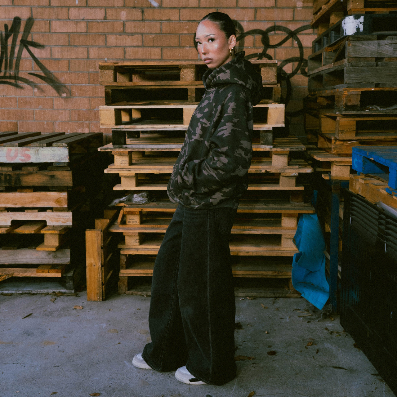 CAMO ZIP UP HOOD