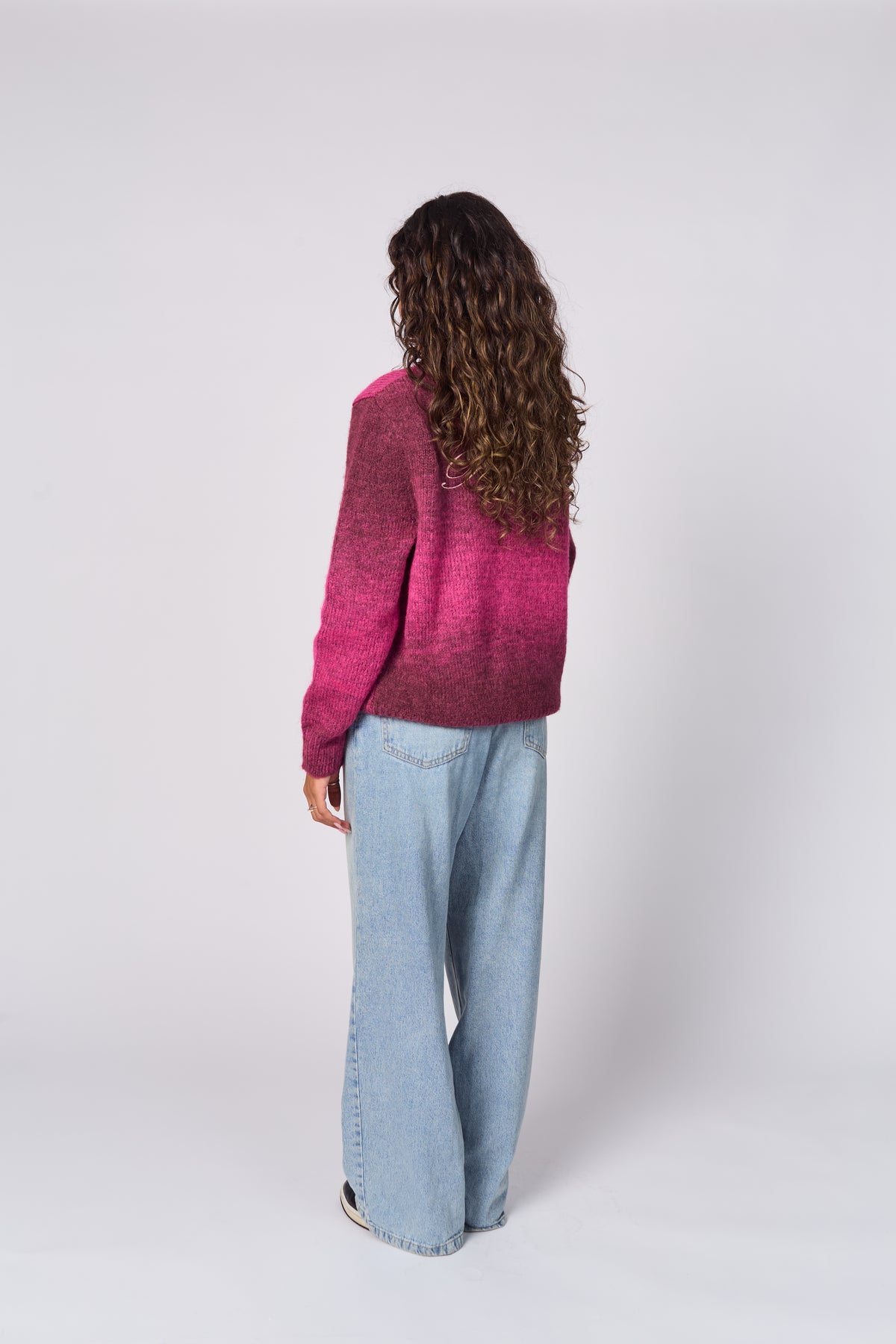 GRADIENT PINK SWEATER